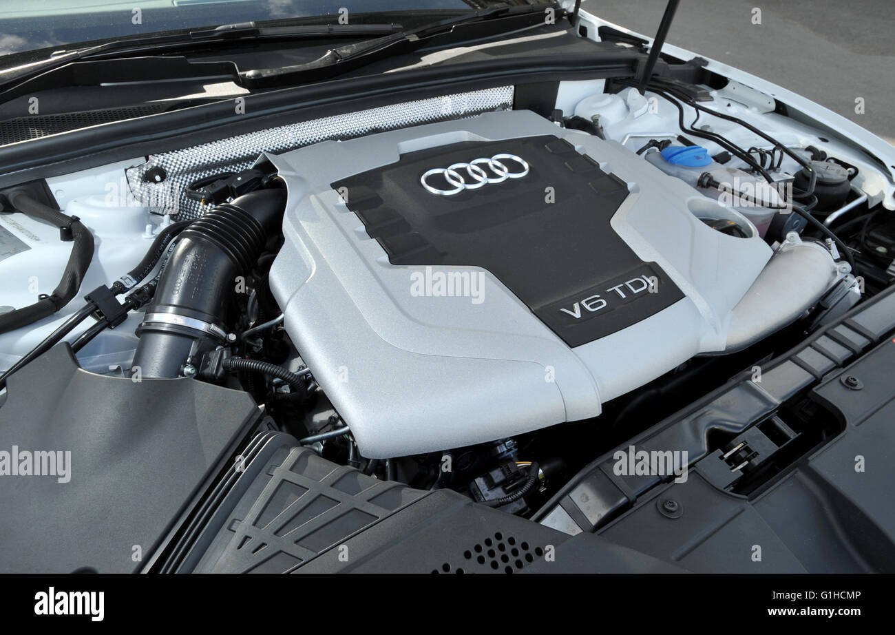 2009 Audi A5 Cabrio V6 TDi-Dieselmotor Stockfoto