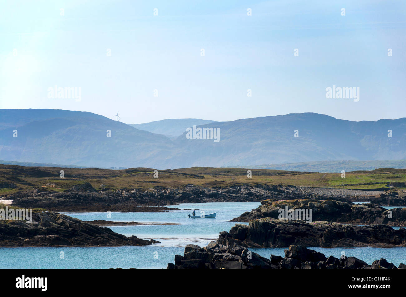 Hummer-Fischer im Boot in Rosbeg, County Donegal, Irland Stockfoto