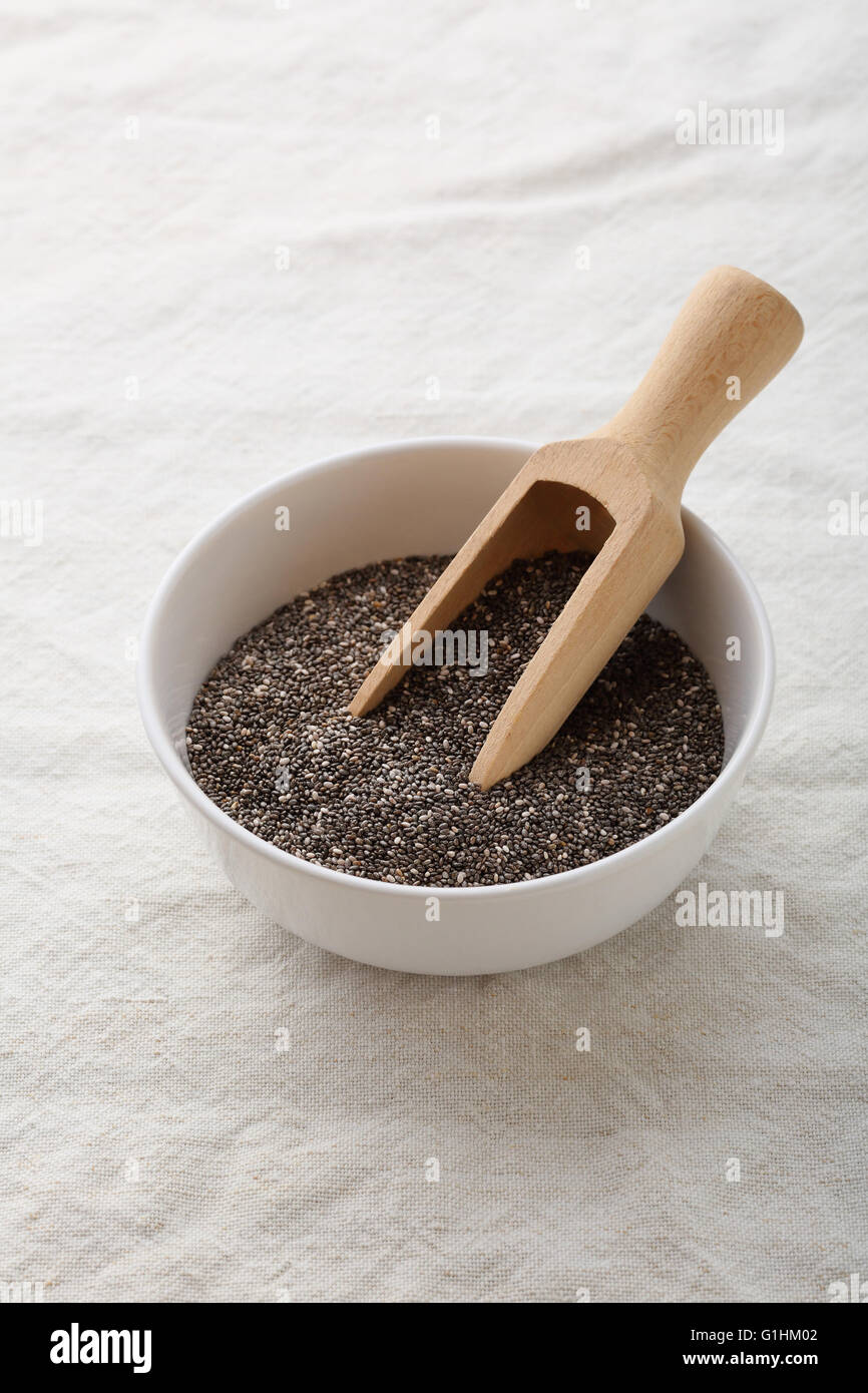 Chia-Samen in Schüssel, superfood Stockfoto