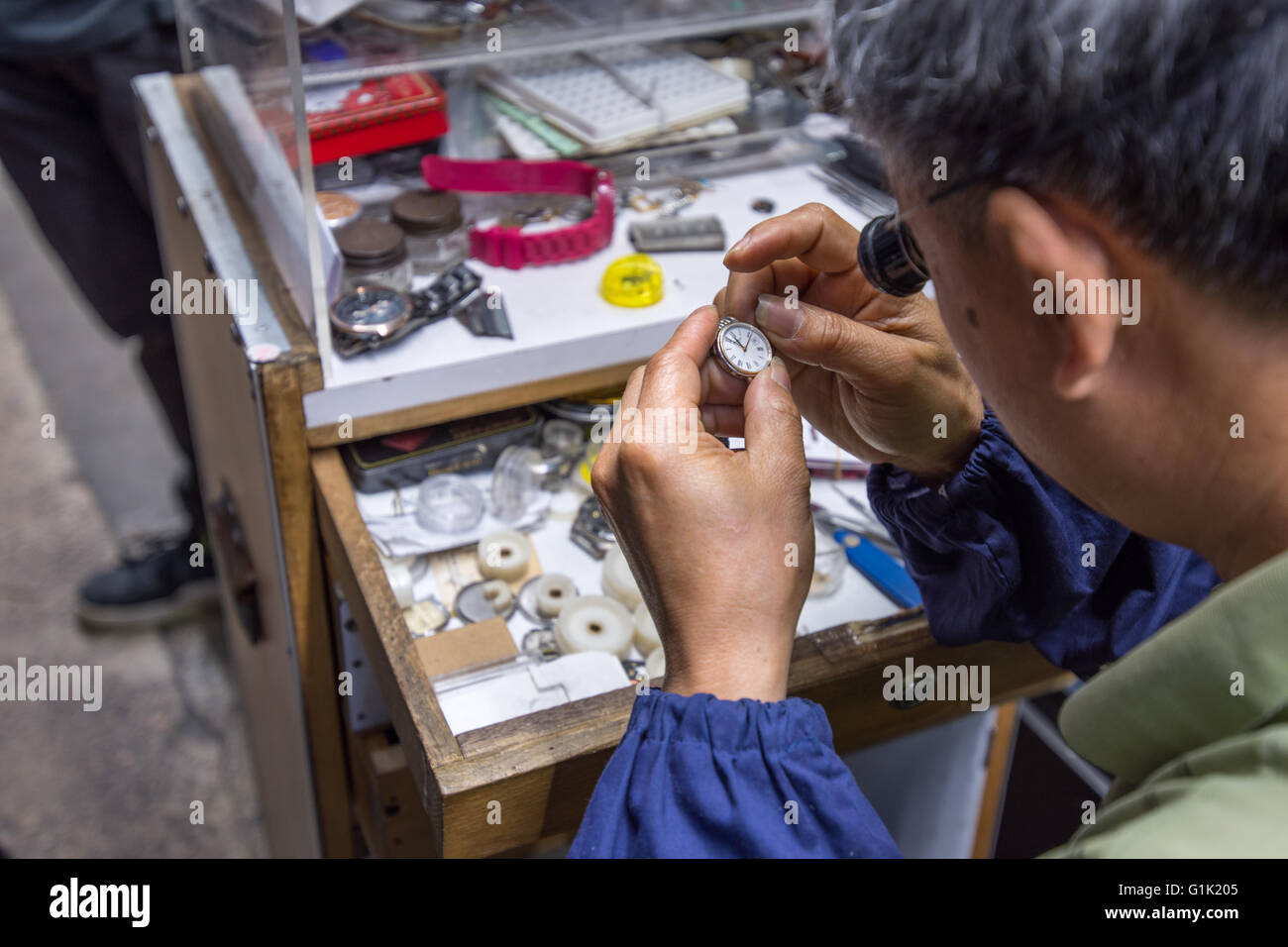 Uhren-Reparaturen Stockfoto