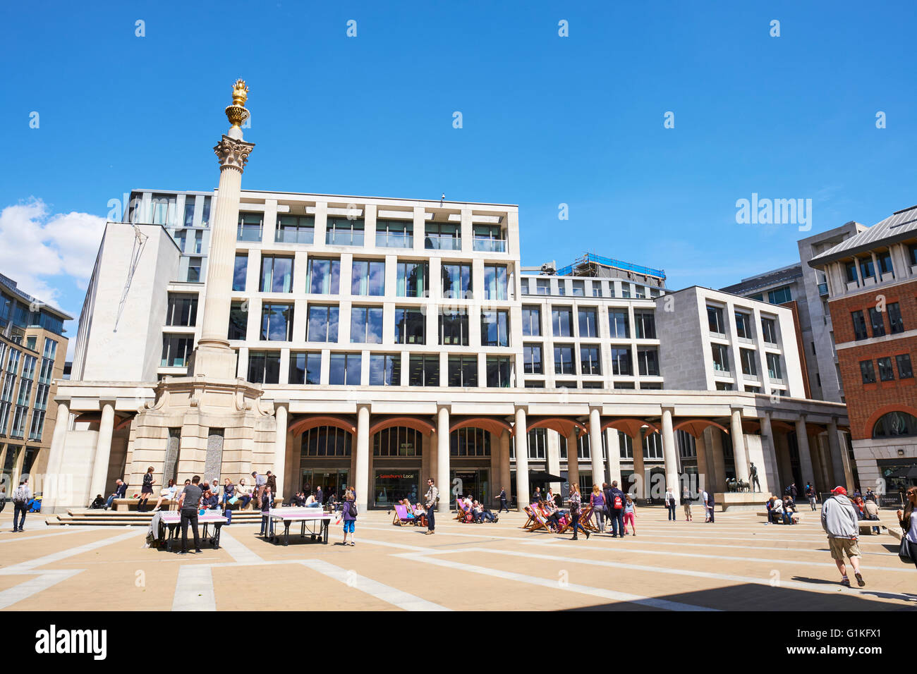 Paternoster Square in der Nähe von St. Pauls Cathedral London UK Stockfoto