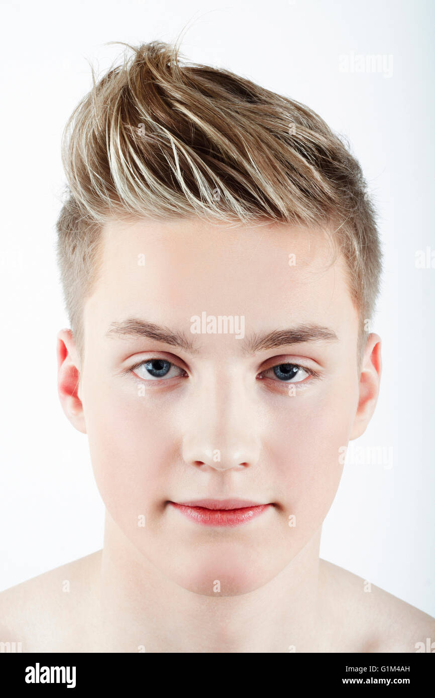 Kaukasischen Mann mit gegelten Frisur Stockfoto