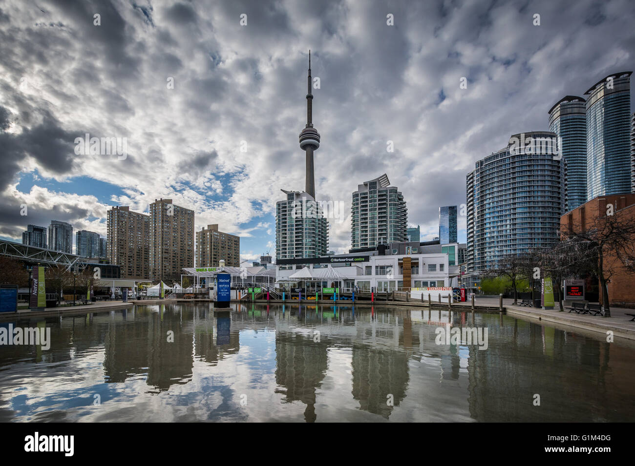 Gebäude an der Harbourfront in Toronto, Ontario. Stockfoto