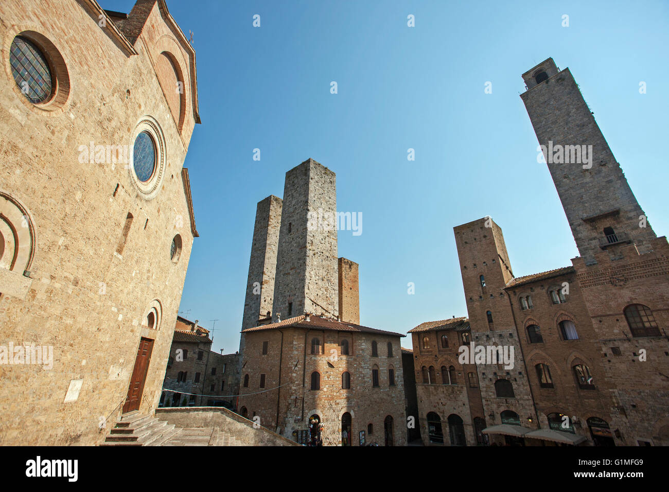 Palazzo del Popolo und Dom, Piazza del Duomo, San Gimignano, Toskana, Italien Stockfoto
