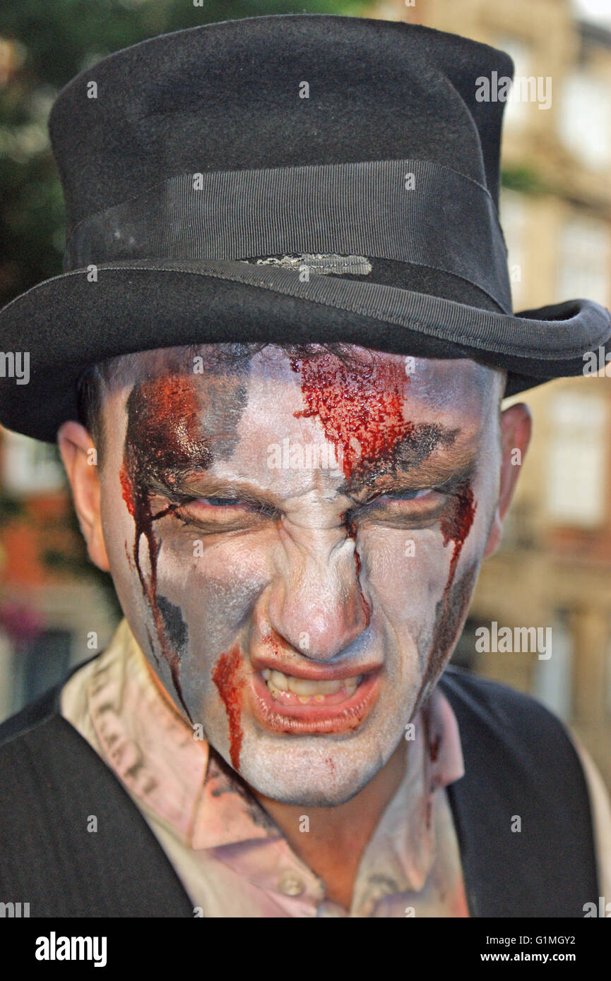 Horror Make-up von "Living Dead", Horror of London, Halloween im Voraus Stockfoto