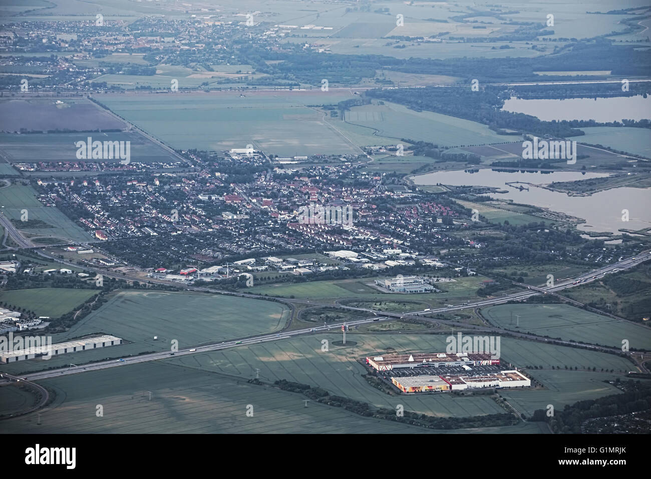 Blick auf die deutsche Stadt Barleben, nördlich von Magdeburg. Stockfoto