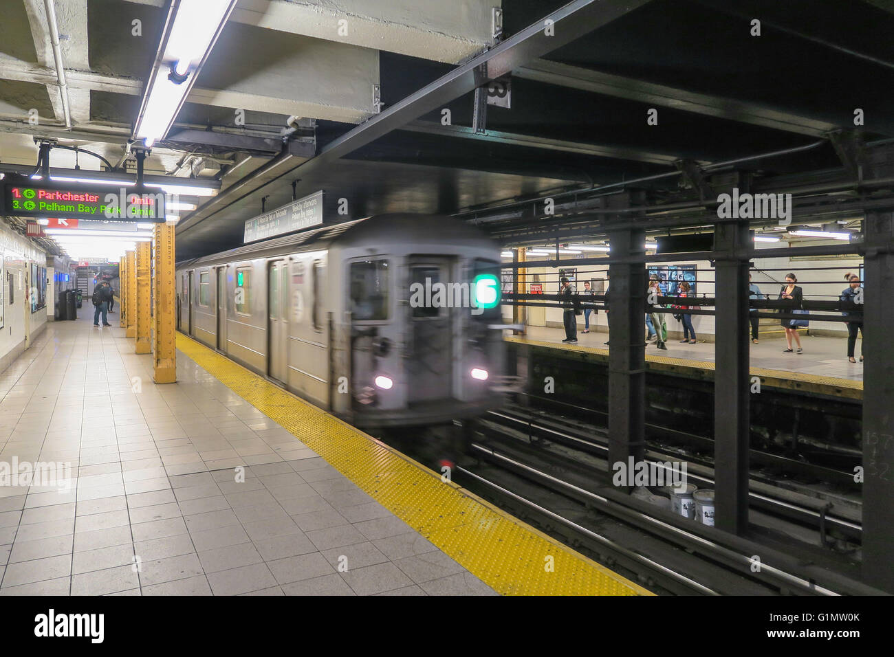 96th Street Subway Platform, NYC Stockfoto