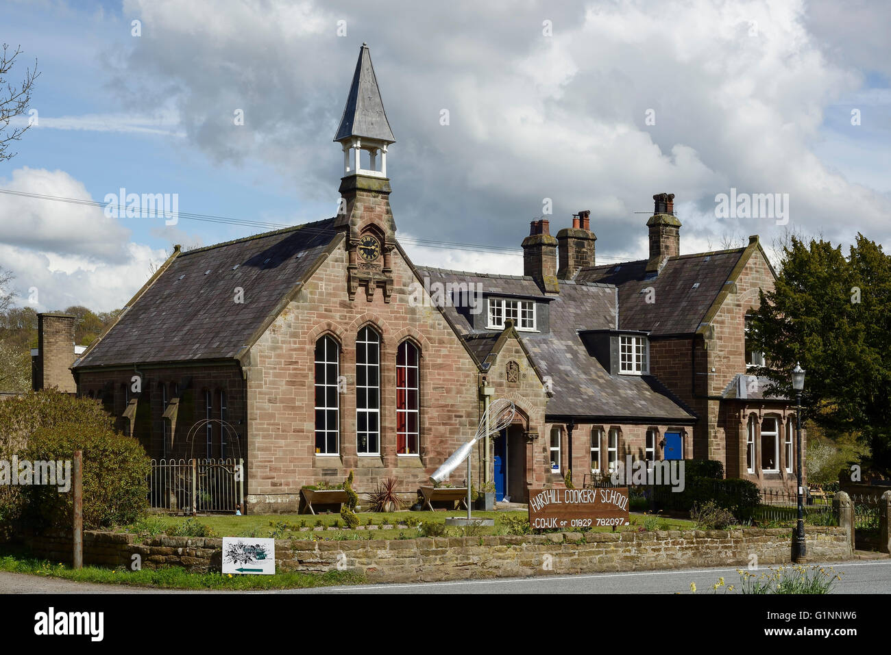Die Harthill Kochschule im Zentrum des Dorfes Harthill, Cheshire UK Stockfoto