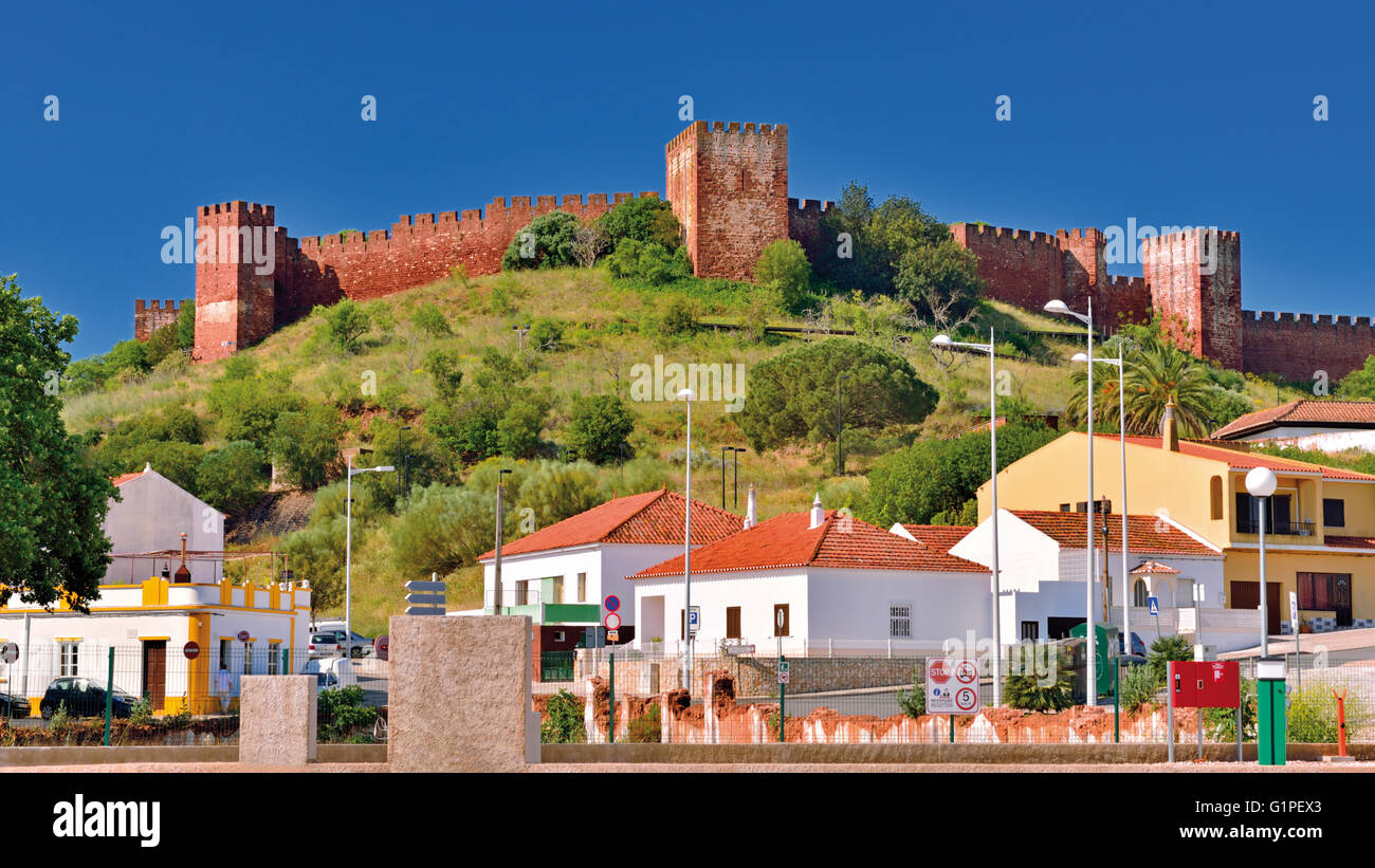 Moorish Castle Silves Algarve Portugal Fotos Und Bildmaterial In moorish-castle-silves-algarve-portugal-fotos-und-bildmaterial-in