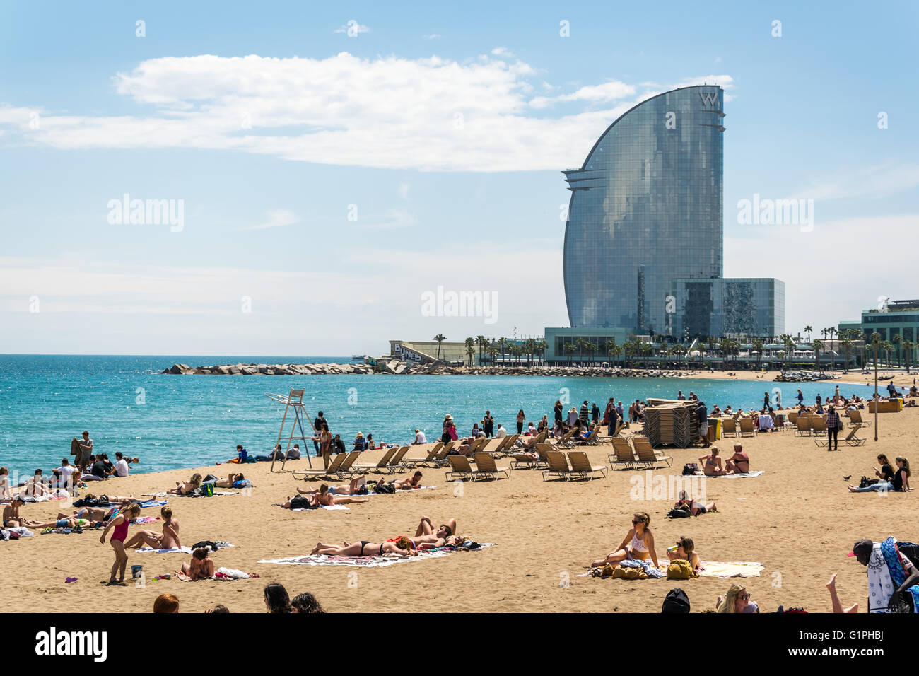 Der berühmte Strand von Barcelona in Spanien Stockfoto