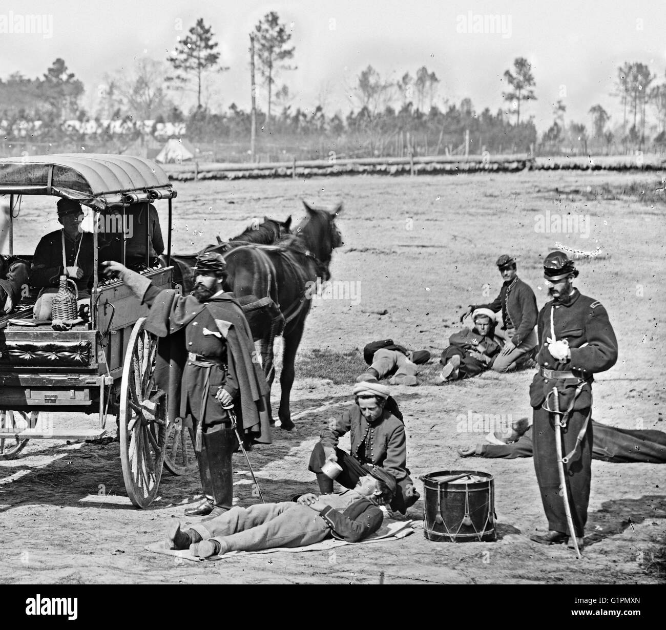 BÜRGERKRIEG: KRANKENWAGEN, 1864. Zouave Krankenwagen Crew an das Hauptquartier der Armee des Potomac in der Nähe von Brandy Station, Virginia. Fotografie, Mai 1864. Stockfoto