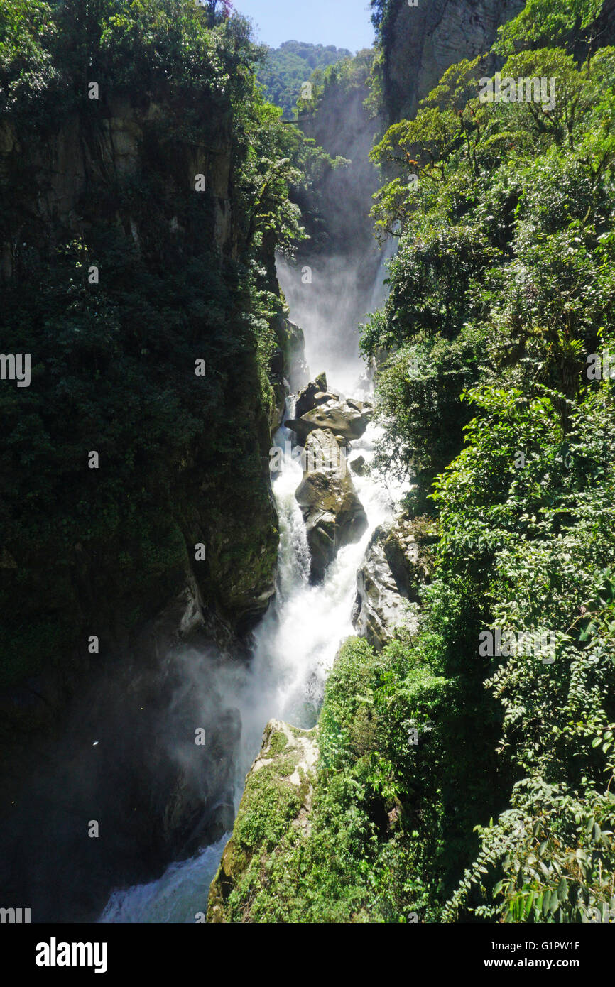 Wasserfall in der Nähe von Montañita, Ecuador Stockfoto