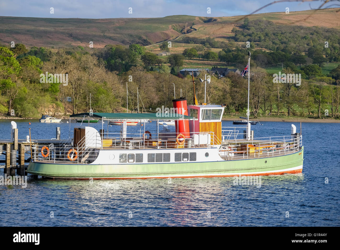 Ullswater Dampfer an Pooley Bridge im Lake District Stockfoto