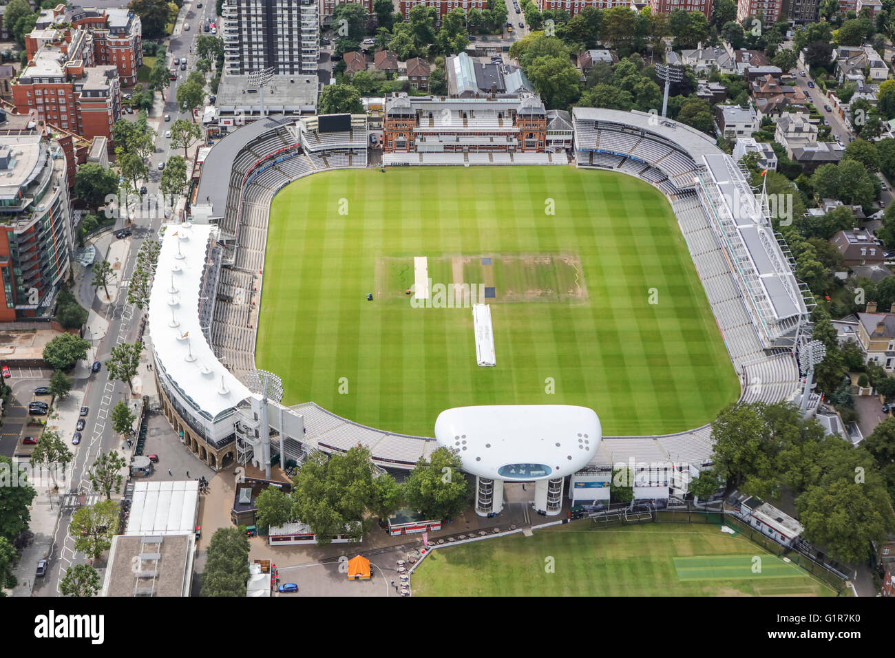 Eine Luftaufnahme des Herrn Cricket Ground, St Johns Wood, London. Haus des MCC Stockfoto