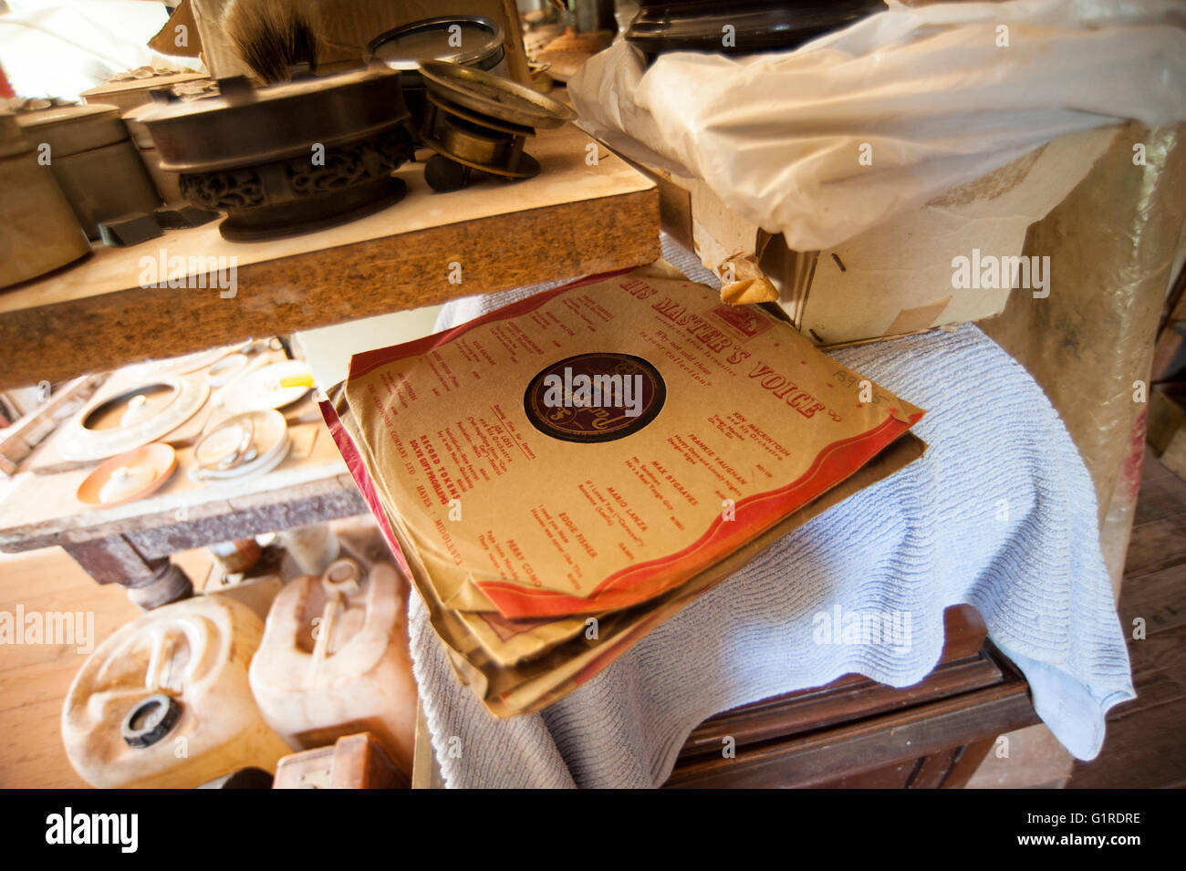 Alten 78er Schallplatten und Record Sleeves Stockfoto