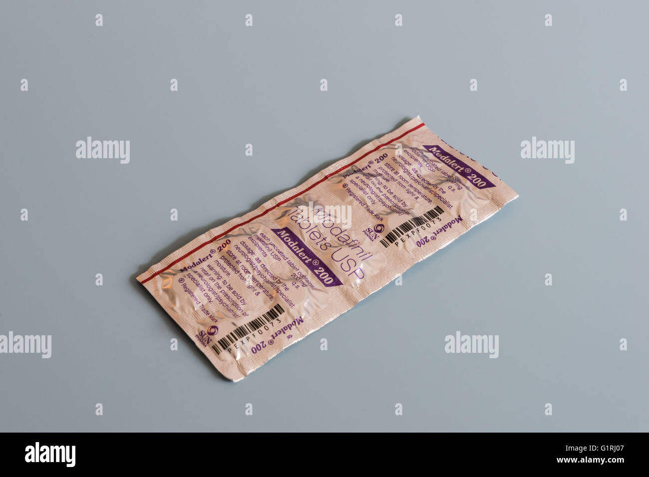 Modalert Modafinil-Tabletten in ihrem Paket Stockfotografie - Alamy
