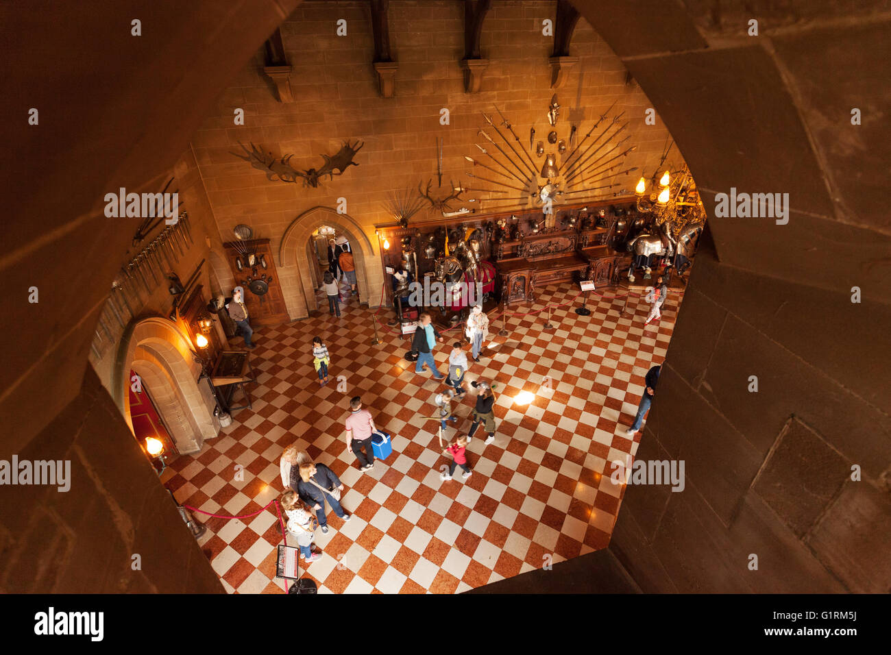 Innenansicht der Burgsaal, Warwick Castle, Warwick, Warwickshire, England UK Stockfoto