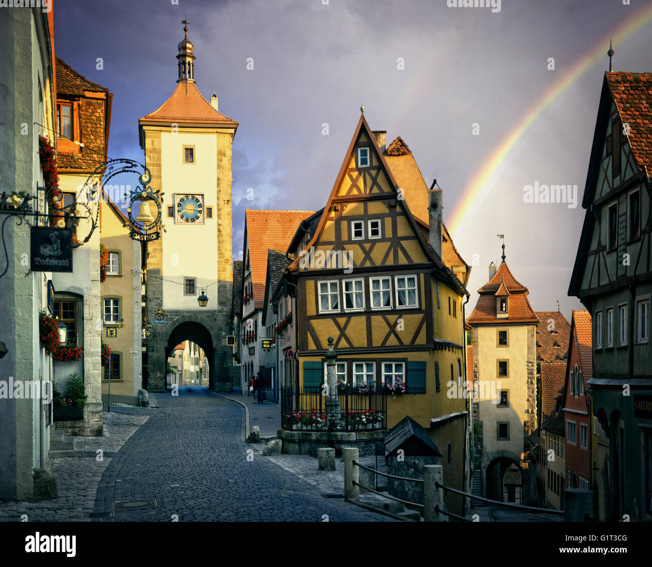 DE - Bayern: Ploenlein und Siebers Turm in Rothenburg-Ob-der-Tauber Stockfoto