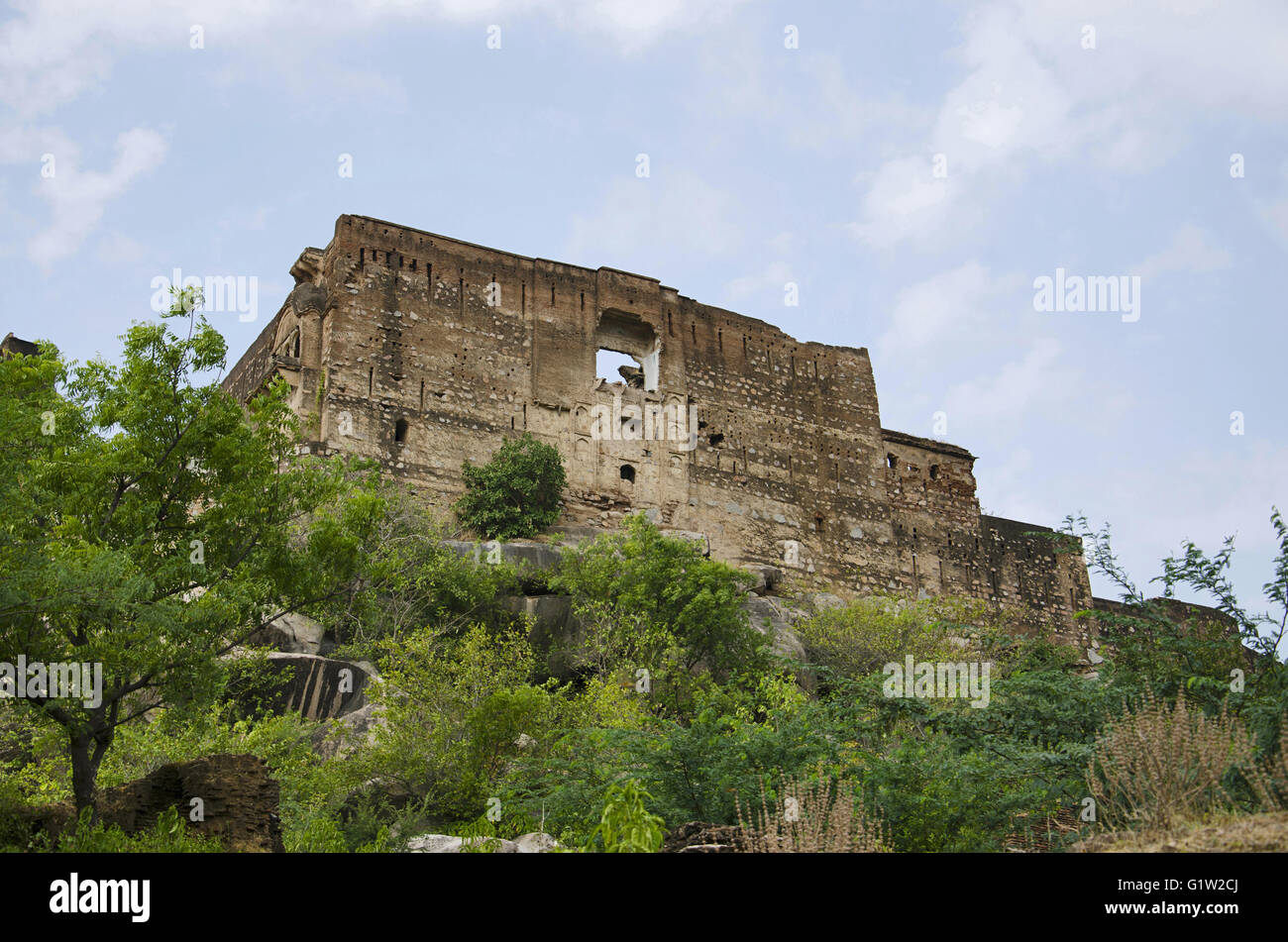 Malerischer Blick auf ein altes Fort, Teilansicht, in der Nähe von datia, Madhya Pradesh, Indien Stockfoto
