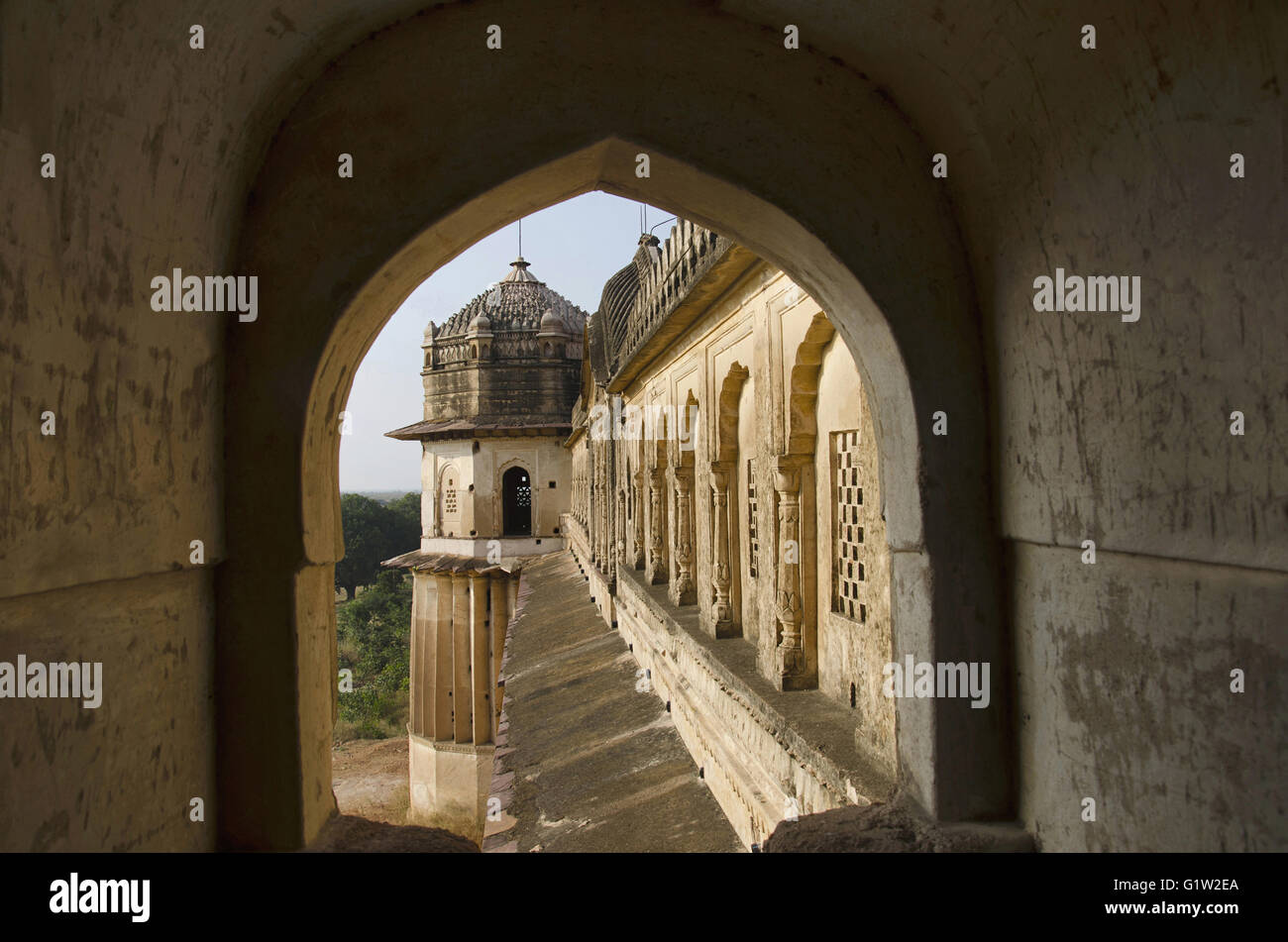 Innere und äußere Ansicht der Lakshmi Narayan Tempel, ta Mix aus einem fort und einen Tempel Formen in 1622 gebaut von Vir singh Deo, orchha, Mad Stockfoto