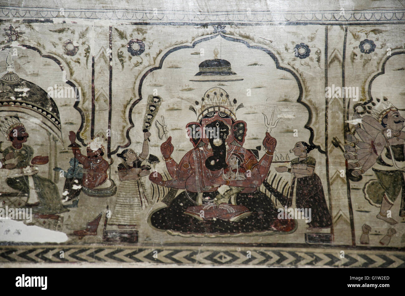 Malerei von Lord Ganesha und anderen mythologischen Gemälde an der Decke der Lakshmi Narayan Tempel, orchha, Madhya Pradesh, Stockfoto