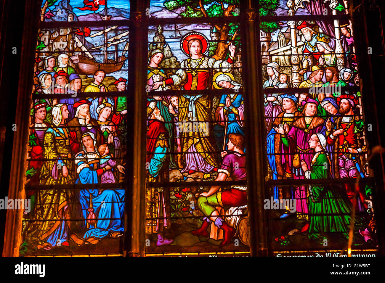 Saint Marie Madeleine Postel Glasmalerei St. Severin Kirche Paris Frankreich.  St. Severin, eine der ältesten Kirchen in Frankreich Stockfoto