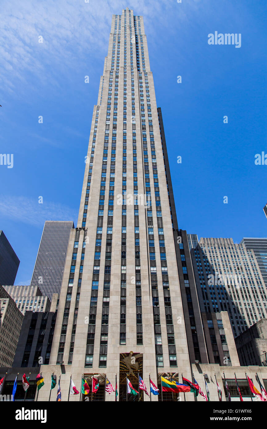 NEW YORK, USA – 21. April 2016: Gebäude des Rockefeller Centers. Das Zentrum ist ein Komplex von 19 gewerblich genutzten Gebäuden. Es war d Stockfoto