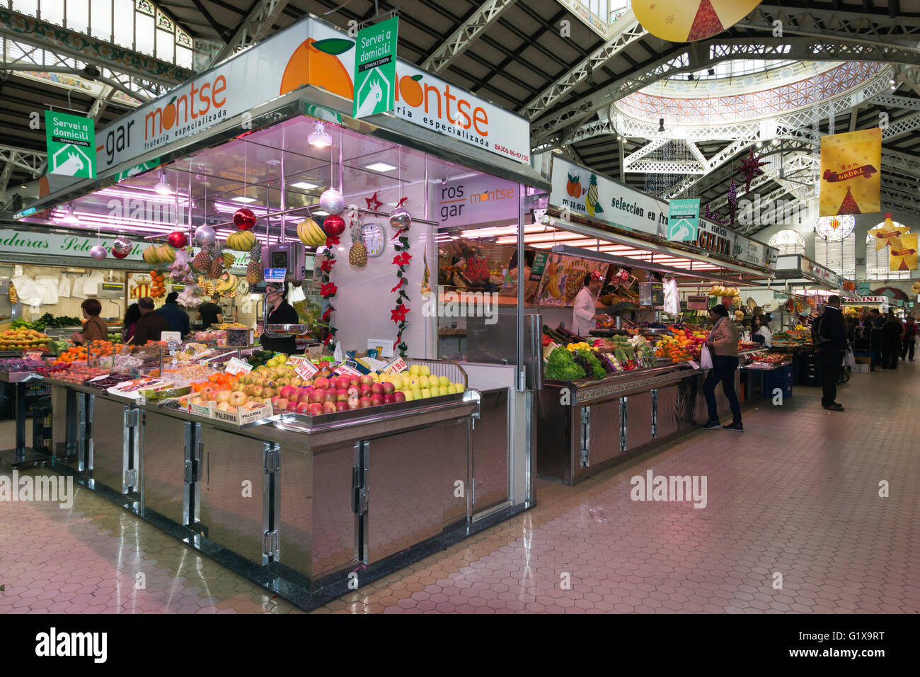 Valencia, Spanien. Obst-Stall in der historischen Zentralmarkt Mercado Centrál. Stockfoto