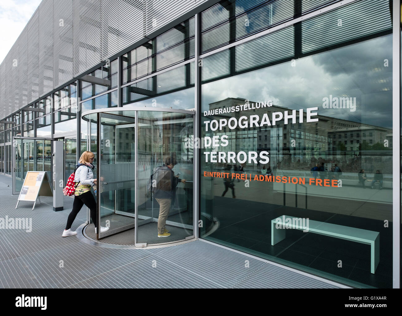 Eingang zur Topographie des Terrors Ausstellung Museum ehemaligen Gestapo-Zentrale in Berlin Deutschland Stockfoto