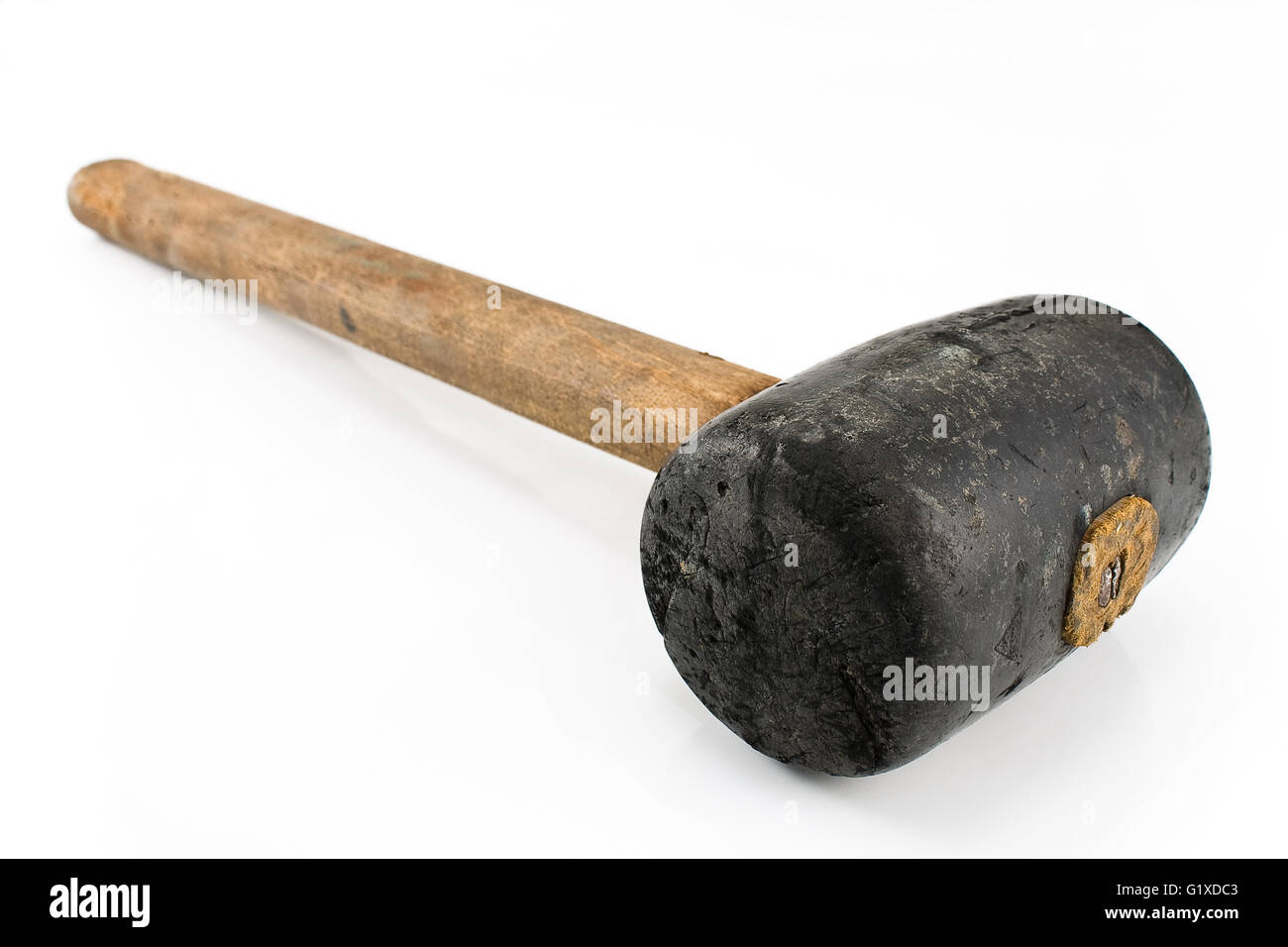 Alten Sledge hammer isolierten in weißen Hintergrund Stockfoto