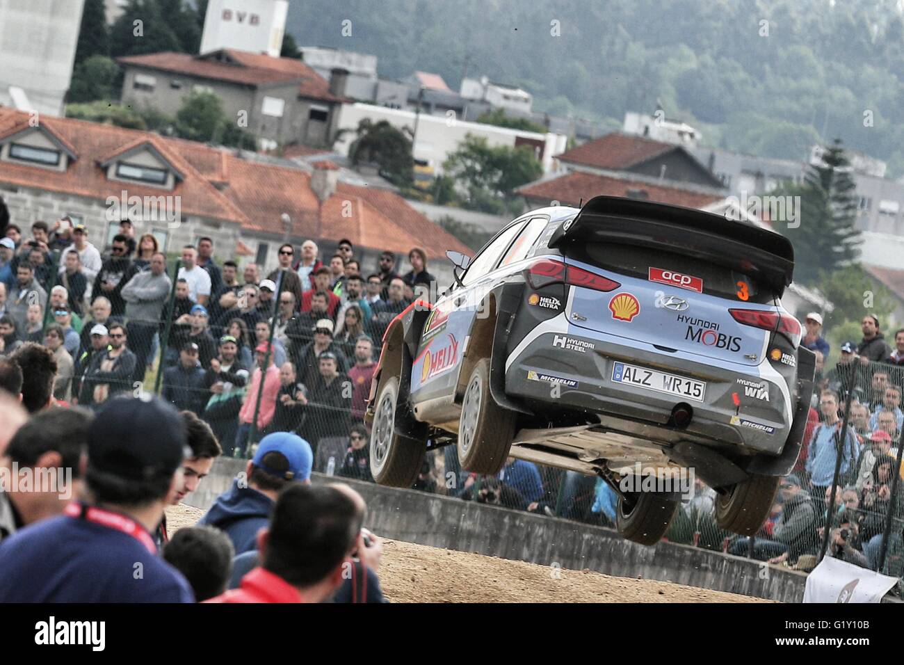 Baltar, Portugal. 19. Mai 2016. Die WRC Rallye Portugal, 4,61 km Baltar Test während der Eröffnung Shakedown Test. Hayden Paddon (NZL) – John Kennard (NZL) - Hyundai i20 WRC © Action Plus Sport/Alamy Live News Stockfoto