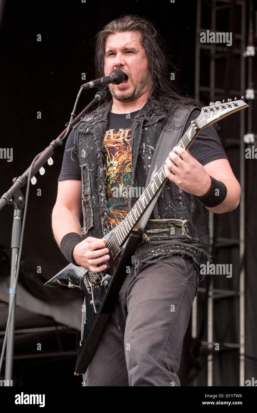 Columbus, Ohio, USA. 20. Mai 2016. Gitarrist COREY BEAULIEU von Trivium tritt während der Rock auf der Palette Music Festival in Columbus Crew Stadium in Columbus, Ohio Credit: Daniel DeSlover/ZUMA Draht/Alamy Live News Stockfoto