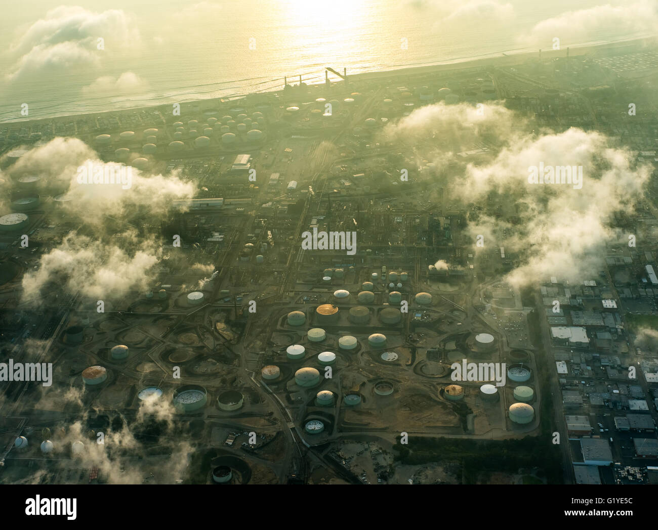 Chevron Raffinerie El Segundo, Ölförderung, Raffinerie, El Segundo, Los Angeles County, Kalifornien, USA Stockfoto