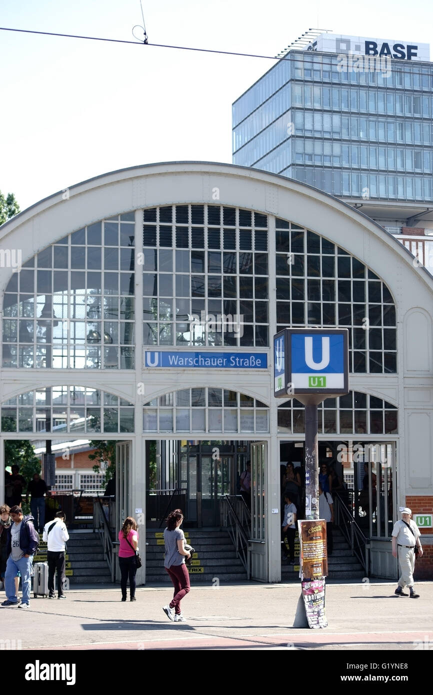 U-Bahnstation Warschauer Straße Stockfoto