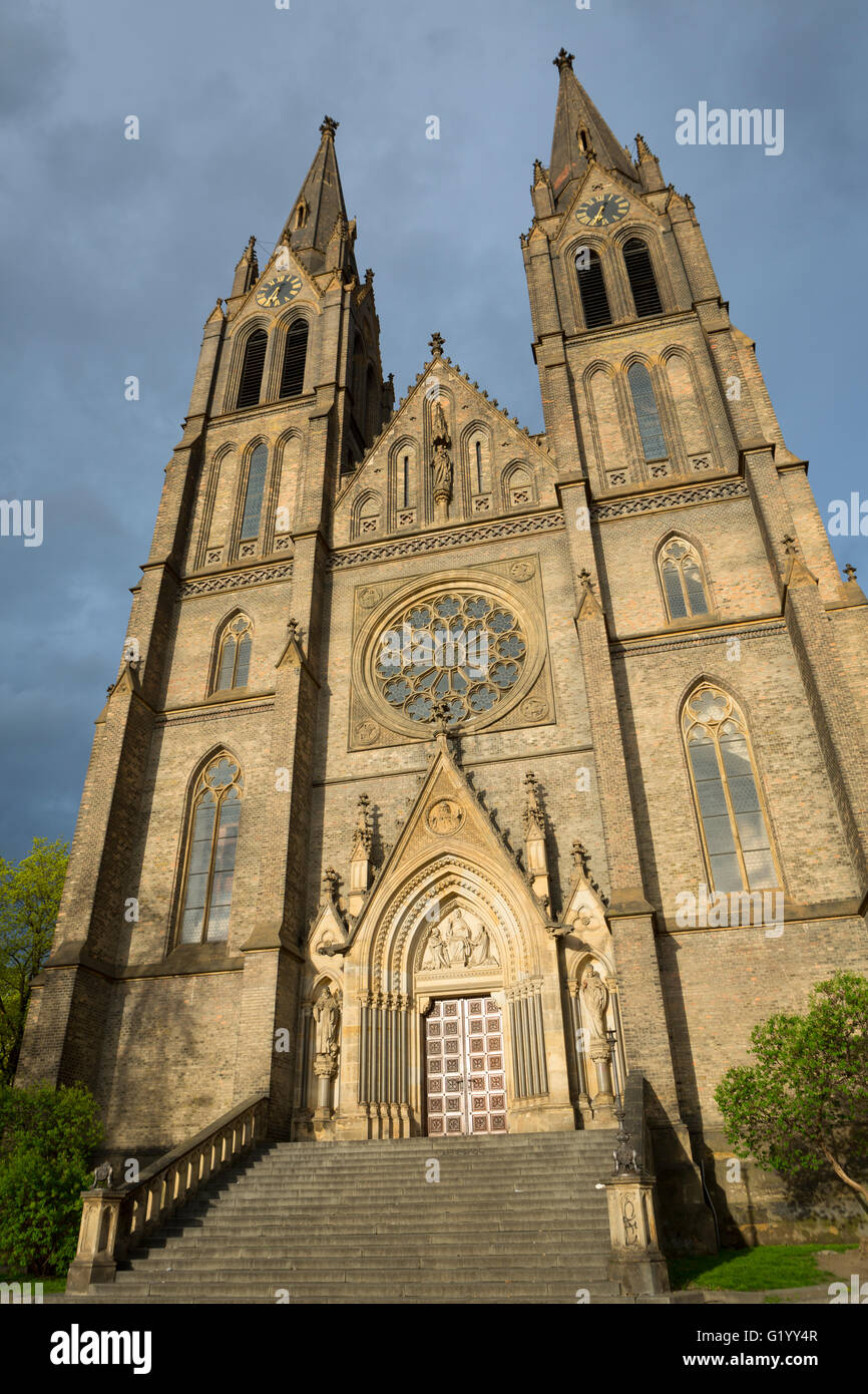 Kirche St. Ludmila, Friedensplatz, Prag, Tschechische Republik, Europa. Stockfoto