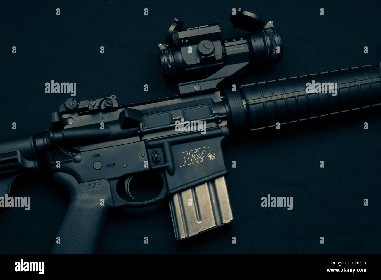 Smith & Wesson M & P15 Gewehr mit Vortex Rahmen Stockfoto