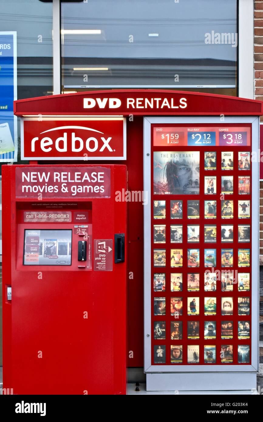 Redbox Kiosk an einer Tankstelle königlichen Höfen Stockfoto