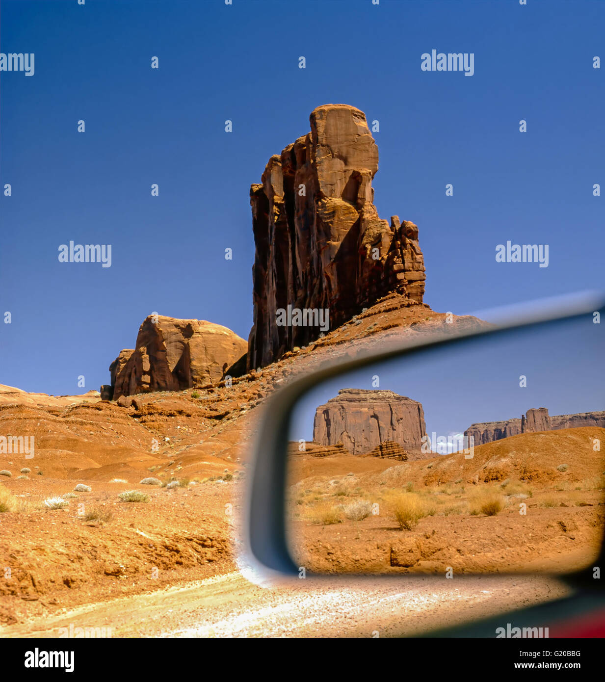 Monument Valley in Arizona mit dem Auto Stockfoto