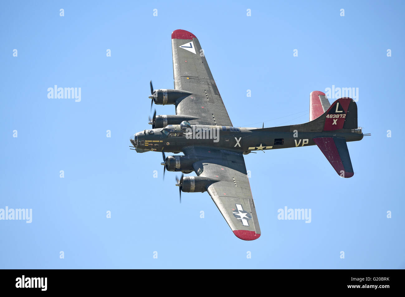 Saint Louis, Missouri, USA – 15. Mai 2016: B-17 Fortress fliegen an die Spirit of St. Louis-Air show in Saint Louis, Missouri.Louis Stockfoto