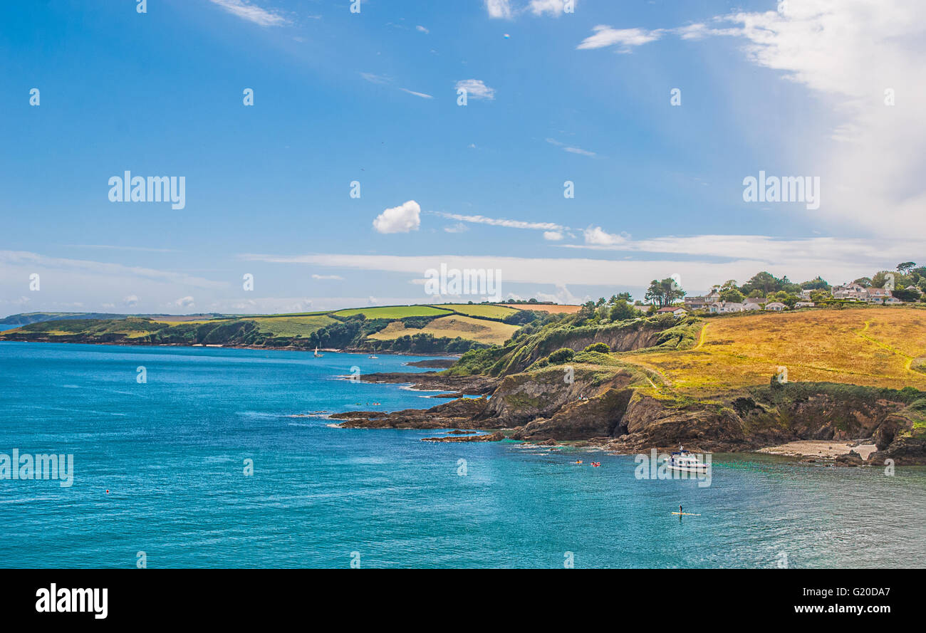 Einen schönen Blick auf Cornish Küste im Vereinigten Königreich. In der Nähe von Maenporth mit Blick auf Rosemullion getroffen. Stockfoto