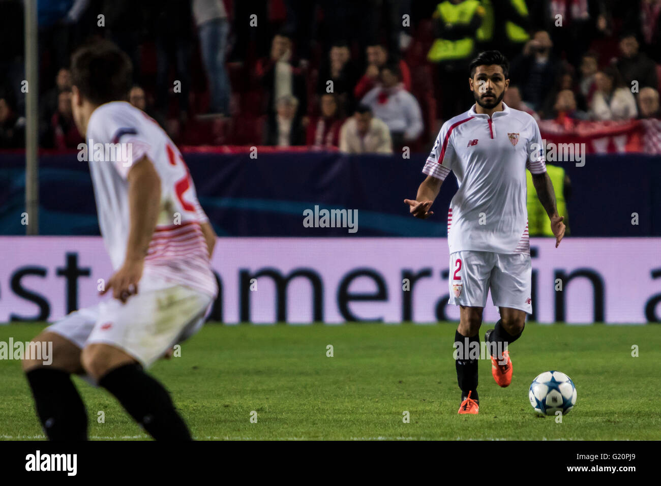 Tremulinas von Sevilla in Aktion während der Gruppe D der UEFA Champions League-Fußball-match zwischen Sevilla FC und Juventus Turin im Estadio Ramon Sanchez Pizjuan in Sevilla, Spanien, 8. Dezember 2015 Stockfoto