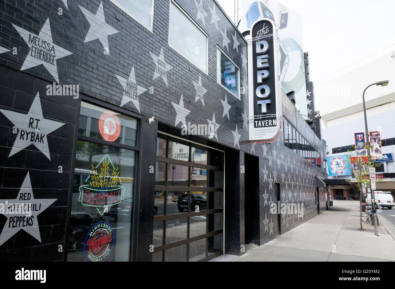 Der Depot-Taverne auf der ersten Avenue Nachtclub mit Wand der Musiker & prominenten Stars. Minneapolis Minnesota MN USA Stockfoto