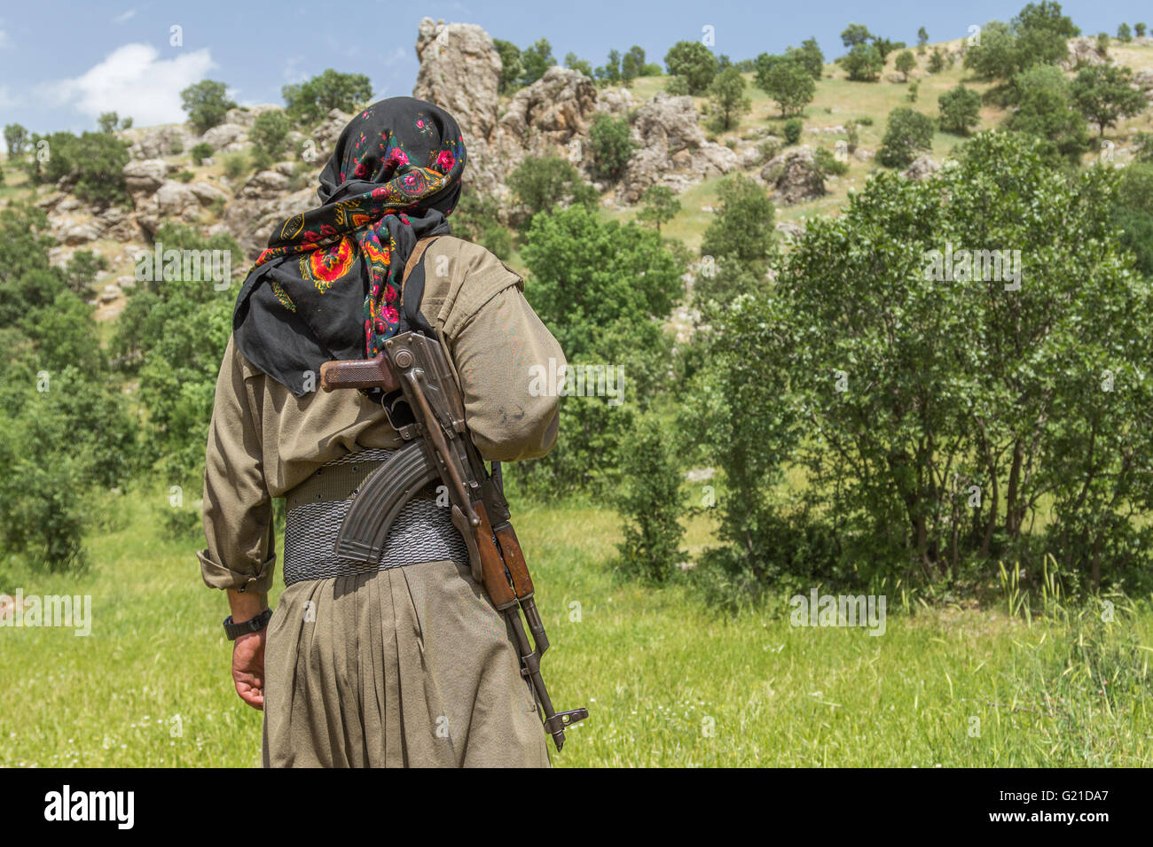 Qandil, Irak. 15. Mai 2016. Im Qandil-Gebirge hat die Guerilla der Arbeiter Partei Kurdistans (PKK) seinen Hauptsitz des Betriebs. Sie steuern ein riesiges Gebiet, das fast auf einer täglichen Basis durch die Türkei bombardiert wird. Entgegen der offiziellen Verlautbarungen des türkischen Militärs sagen die Guerilla, die Bombardierungen seit august 2015 acht Zivilisten und drei Guerilla-Kämpfer getötet haben. © Willi Effenberger/Pacific Press/Alamy Live-Nachrichten Stockfoto