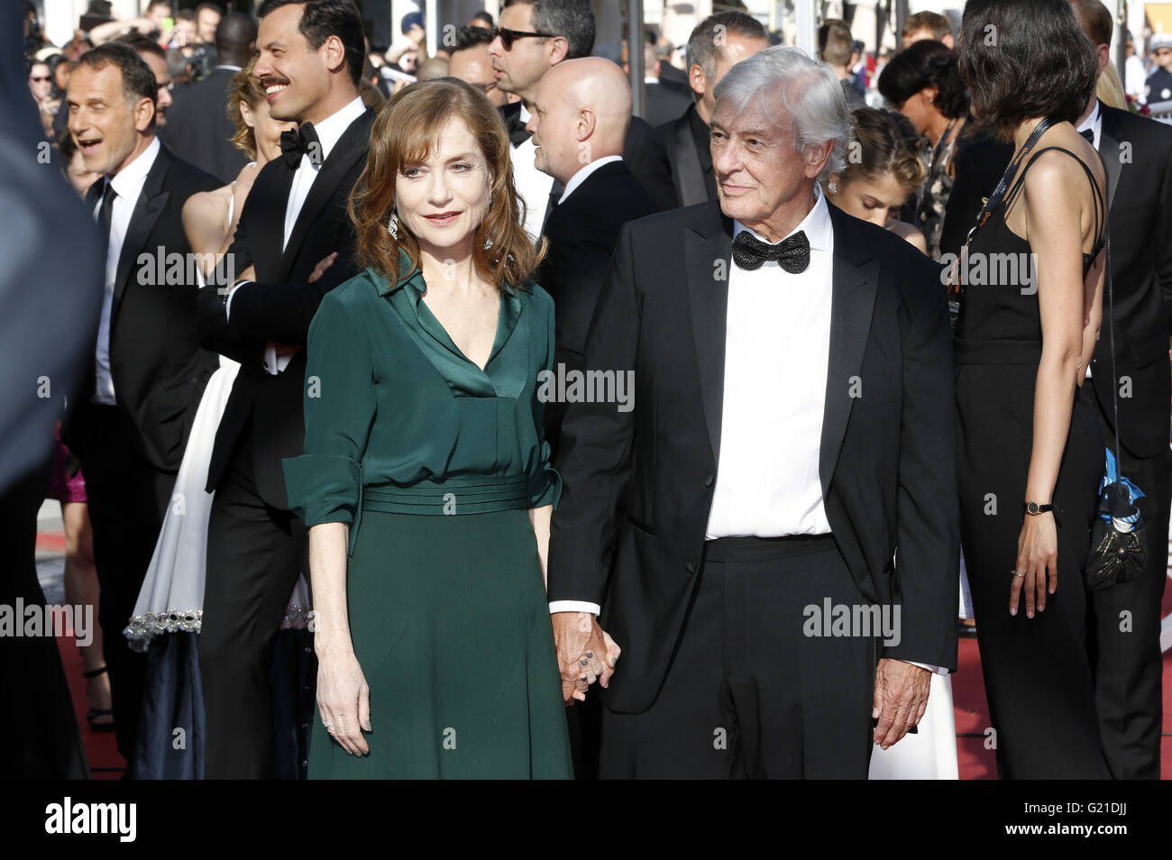 Isabelle Huppert und Paul Verhoeven Teilnahme an der "Elle"-premiere bei der 69. Filmfestspielen im Palais des Festivals in Cannes am 21. Mai 2016 | weltweite Nutzung Stockfoto