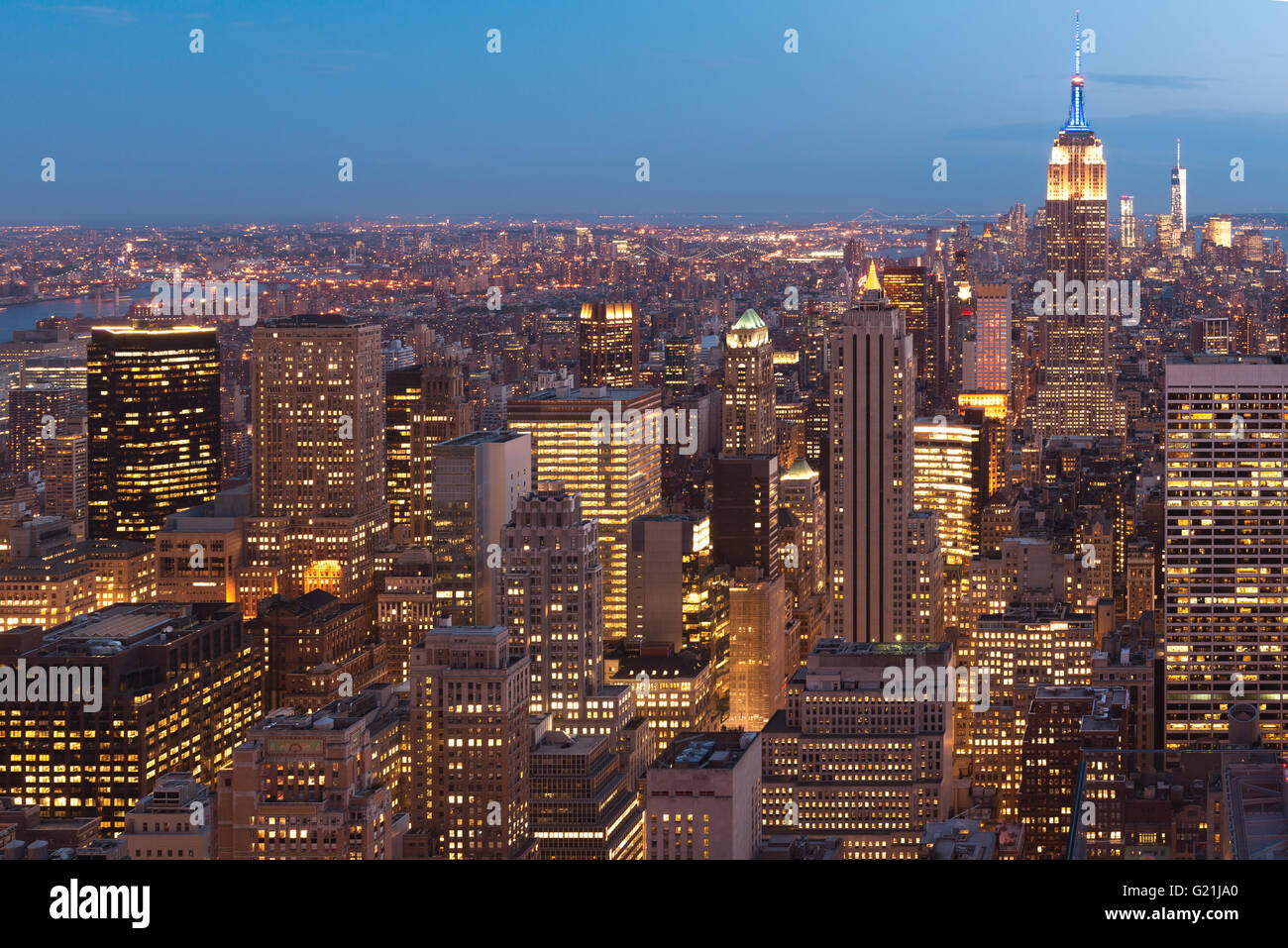 New York in der Abenddämmerung, blaue Stunde, mit dem Empire State Building, New York City, New York, USA Stockfoto