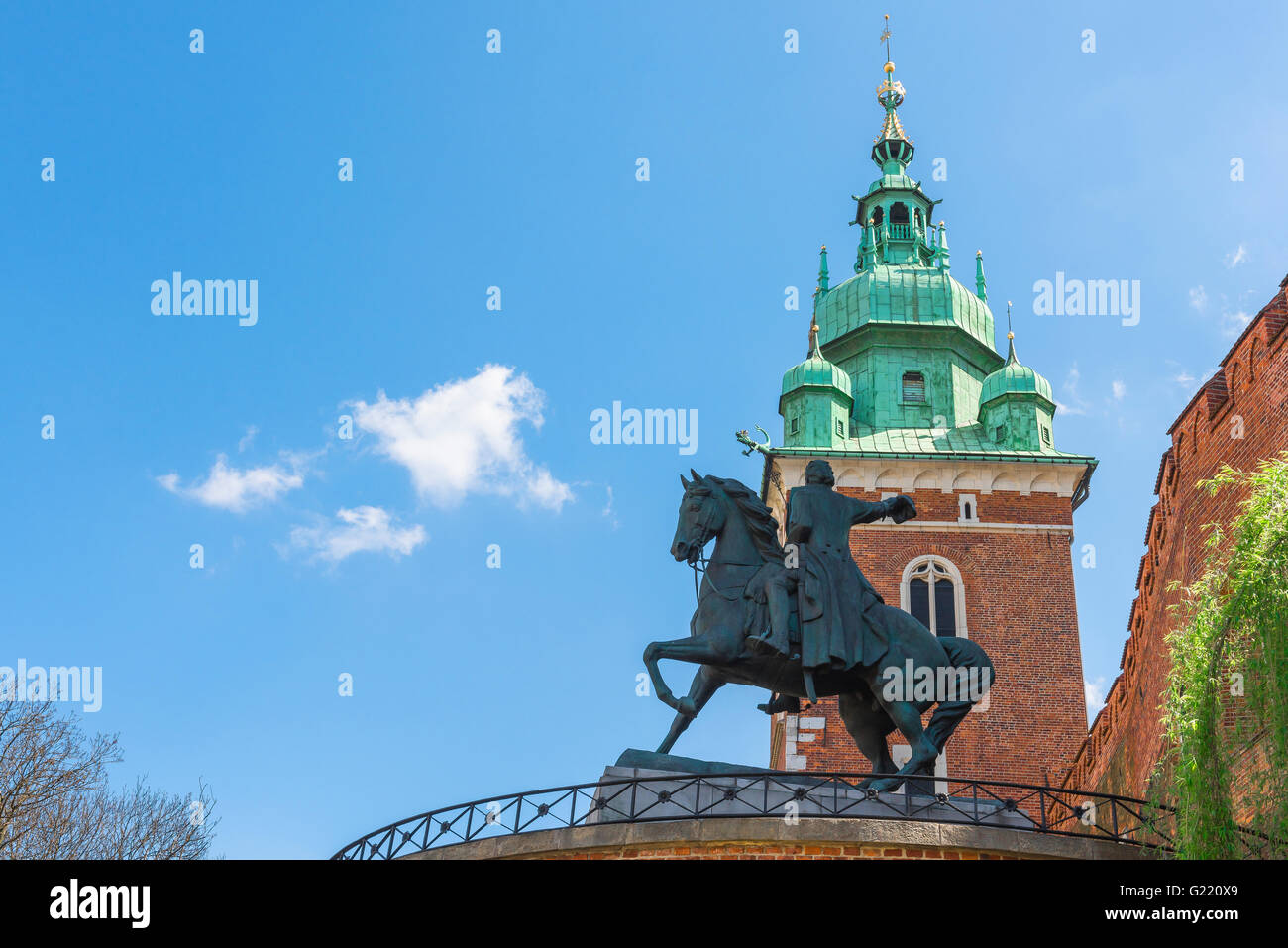 Tadeusz Kosciuszko Polen, Rückansicht der Statue des Nationalhelden Tadeusz Kosciuszko am Eingang zum Wawel-Schloss in Krakau, Polen. Stockfoto