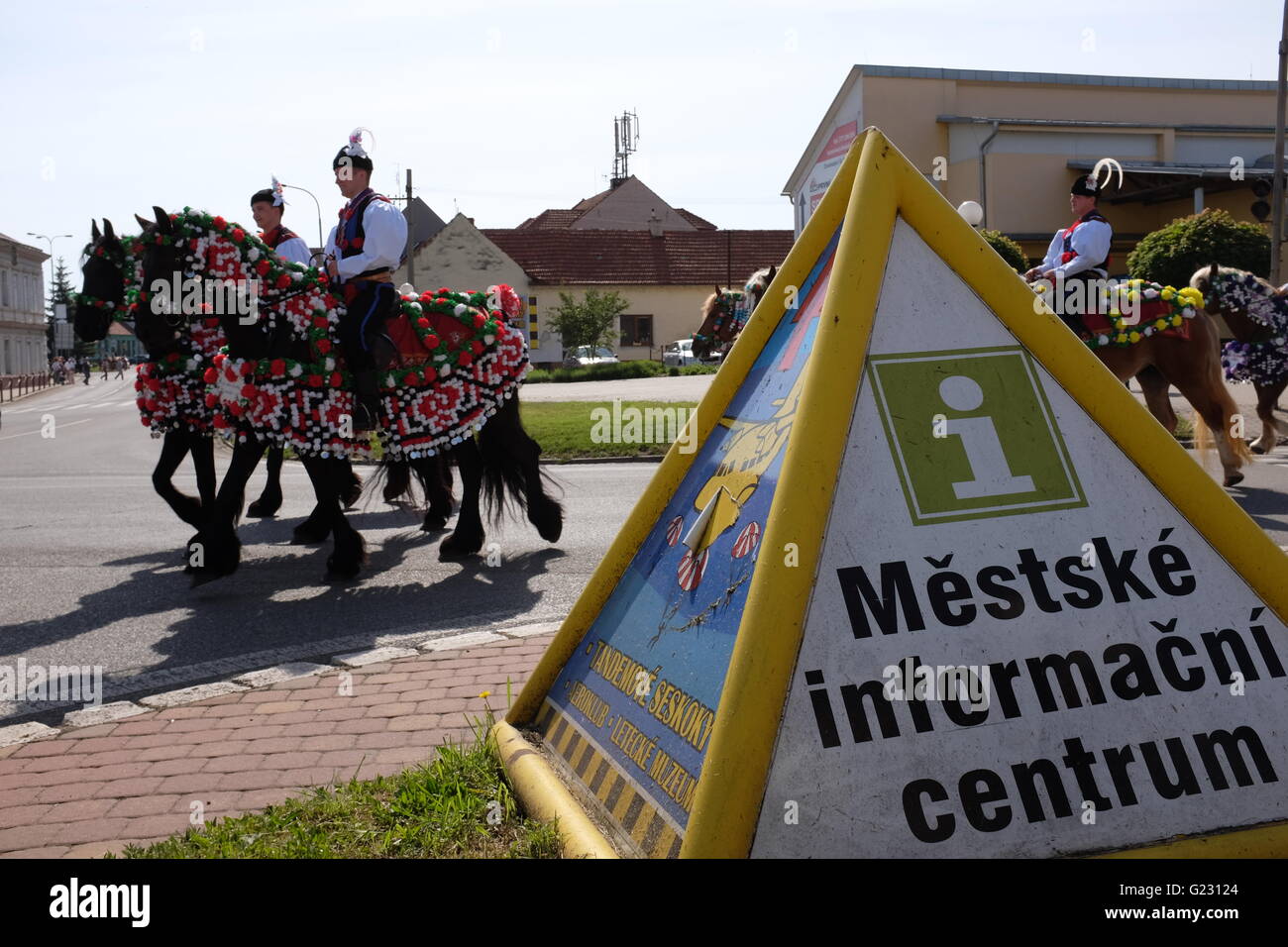 Kunovice, Tschechische Republik. 22. Mai 2016. Fahrer in Kunovice, Tschechische Republik, am Jizda Kralu, ritt der Könige. Bildnachweis: Matthew Thompson/Alamy Live-Nachrichten Stockfoto