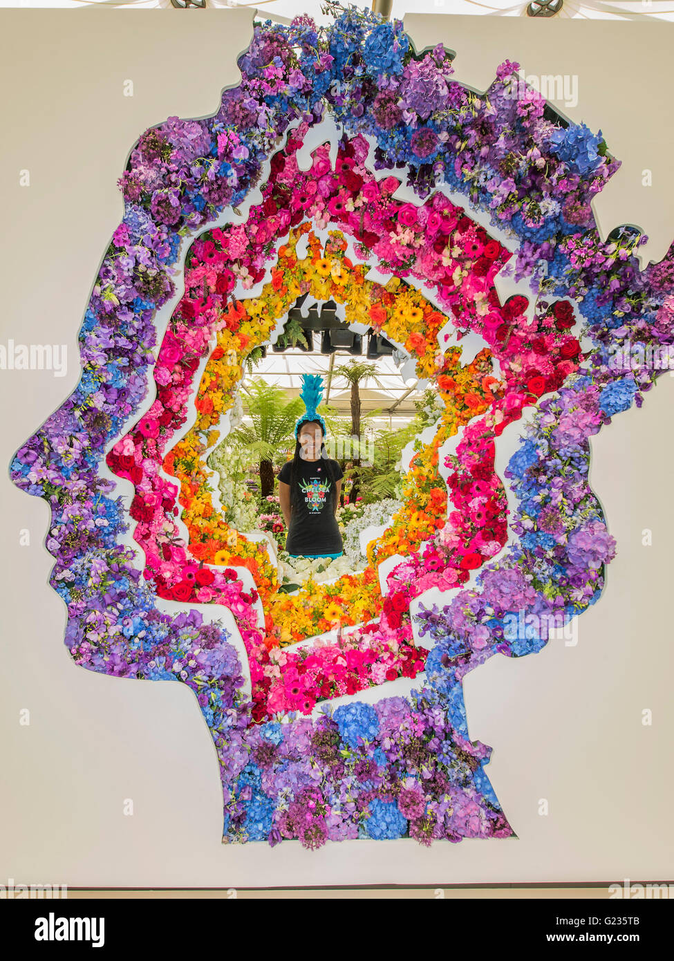 London, UK. 23. Mai 2016. Neuer Covent Garten erste Stand - hinter jedem Florest entworfen von Veveers Carter. Tag der Eröffnung der Chelsea Flower Show. Bildnachweis: Guy Bell/Alamy Live-Nachrichten Stockfoto