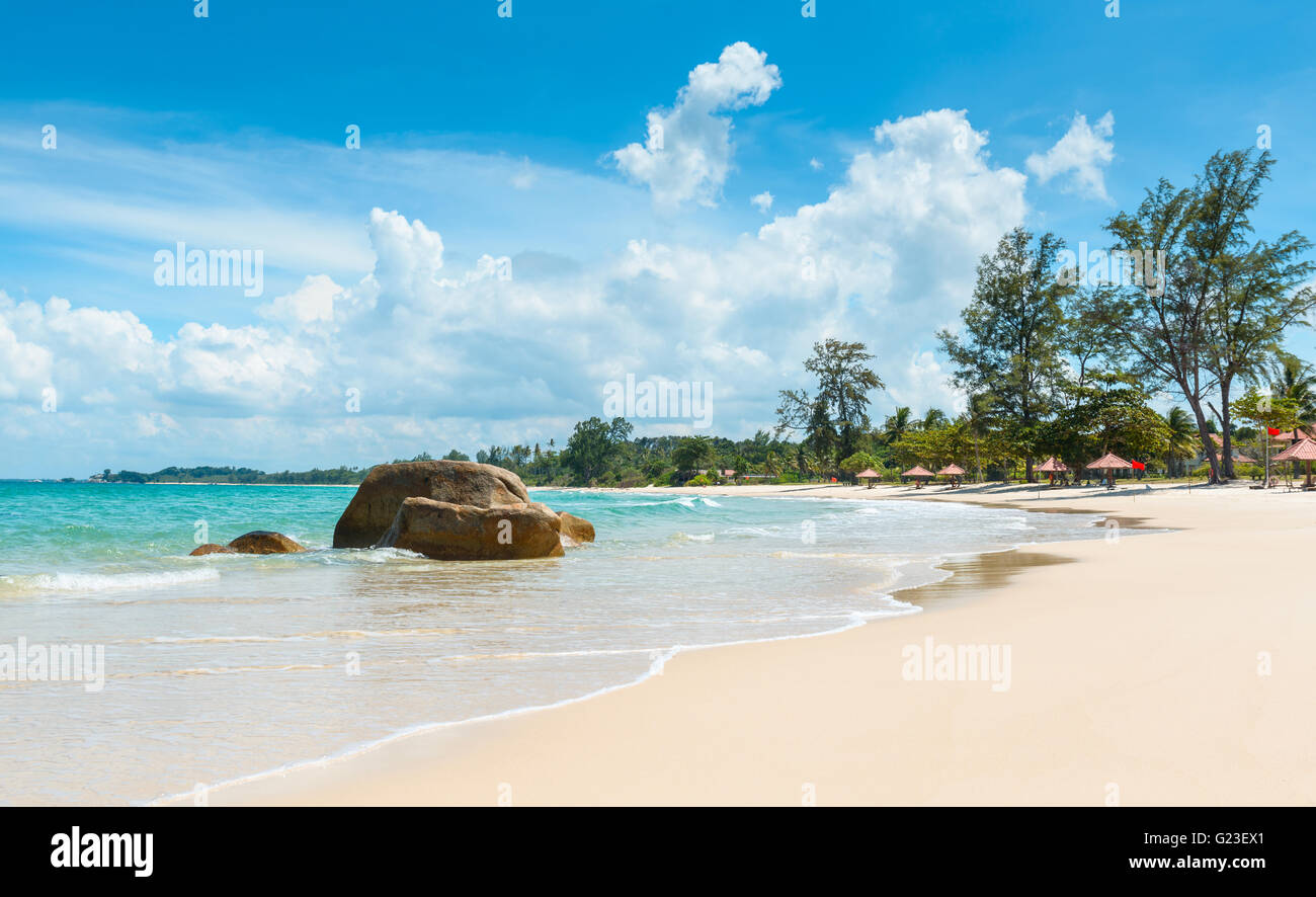 Wunderschönen tropischen Strand in Indonesien Stockfoto