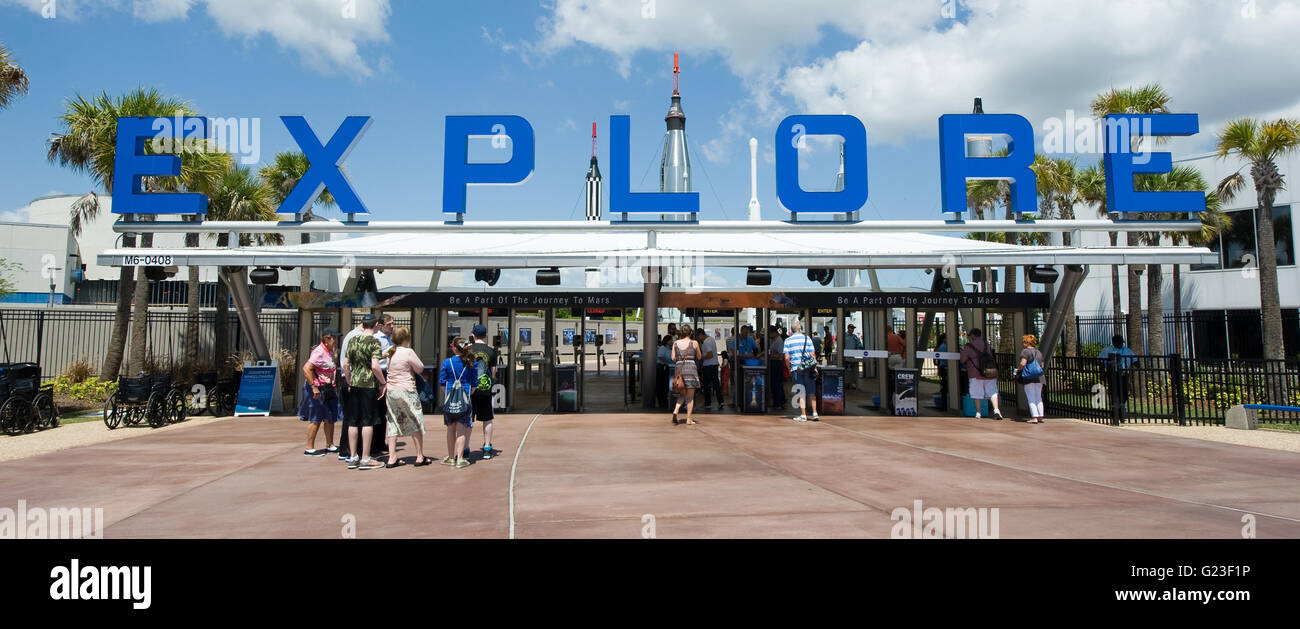 Der Eingang des Komplexes Besucher des Kennedy Space Centers in der Nähe von Cape Canaveral Stockfoto